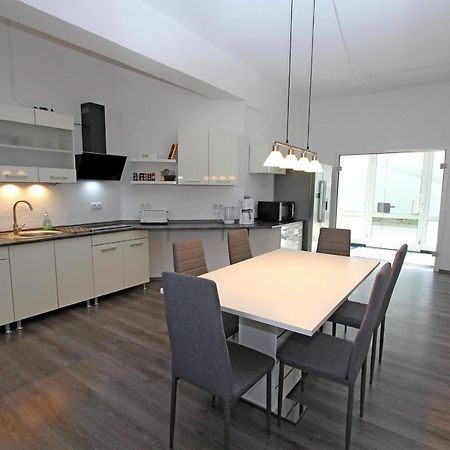 Ferienwohnung Mit 3 Schlafraeumen Нойбранденбург Екстериор снимка